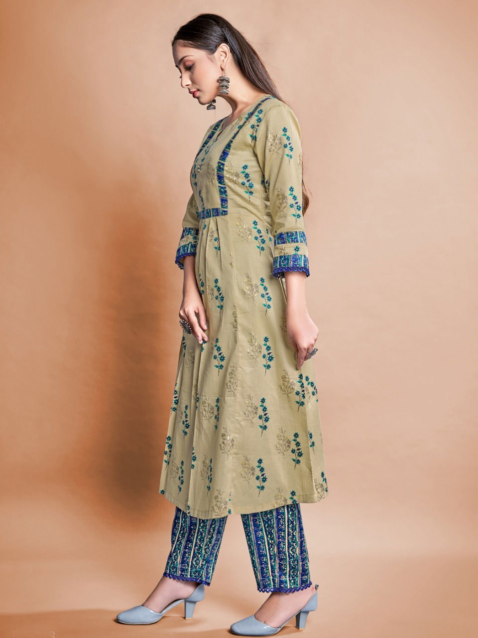 Style Instant Sanjana Fancy Ethnic Wear Wholesale Cotton Kurti With Bottom